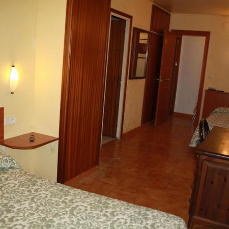 Hotel La Masia Portbou Exterior photo
