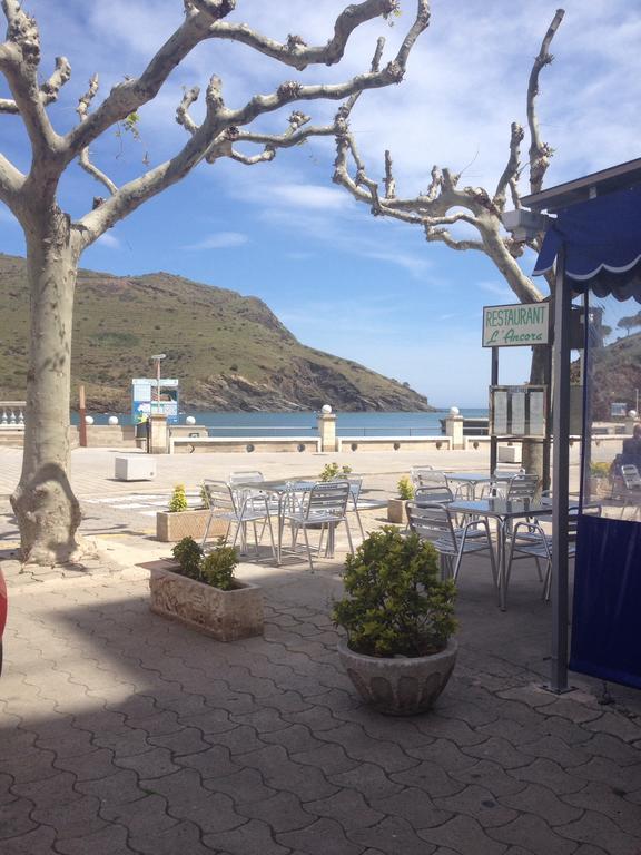 Hotel La Masia Portbou Exterior photo