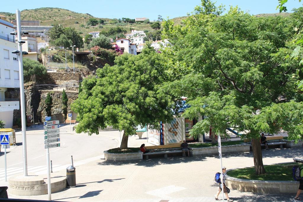 Hotel La Masia Portbou Exterior photo