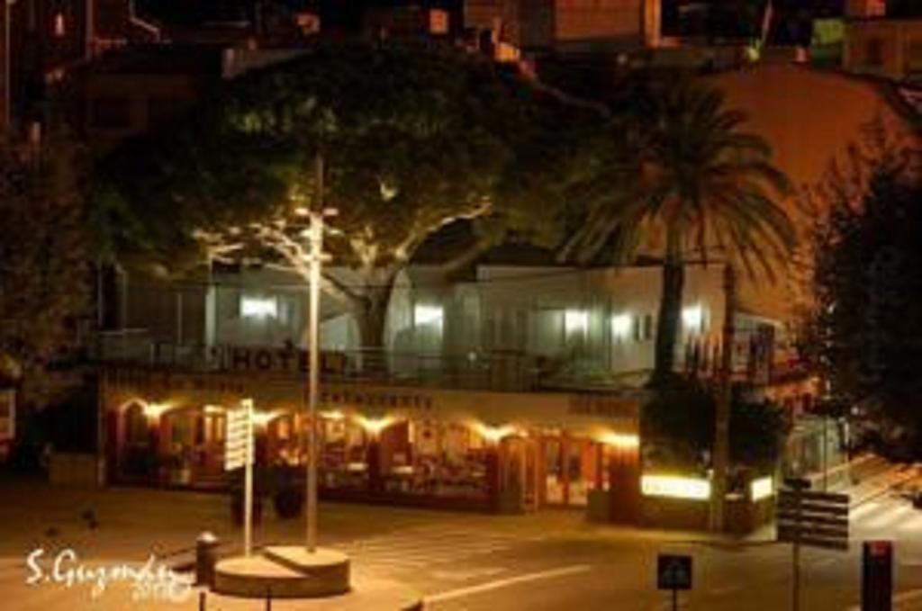 Hotel La Masia Portbou Exterior photo